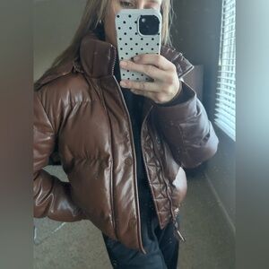 NWOT✨ Aritzia Superpuff Coffee Brown (XS)